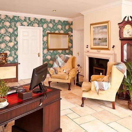 Amber Heights Bed & Breakfast กัลเวย์ ภายนอก รูปภาพ